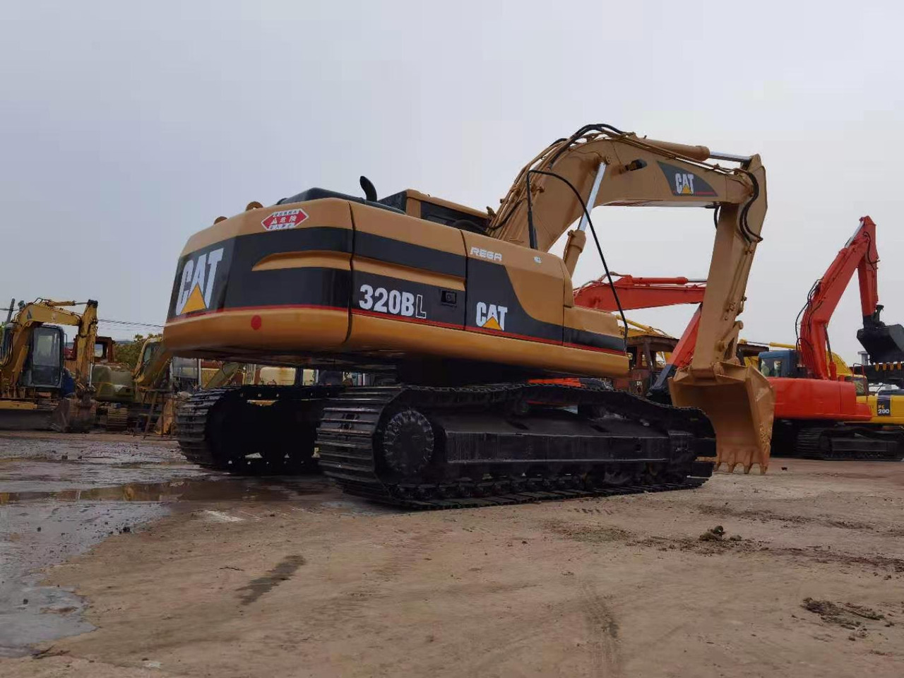 CATERPILLAR 320B - Beltegraver: bilde 2 CATERPILLAR 320B - Beltegraver: bilde 2