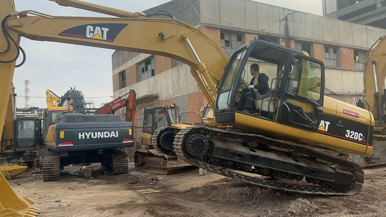 CATERPILLAR 320C 320B 320BL 325B - Beltegraver: bilde 1 CATERPILLAR 320C 320B 320BL 325B - Beltegraver: bilde 1