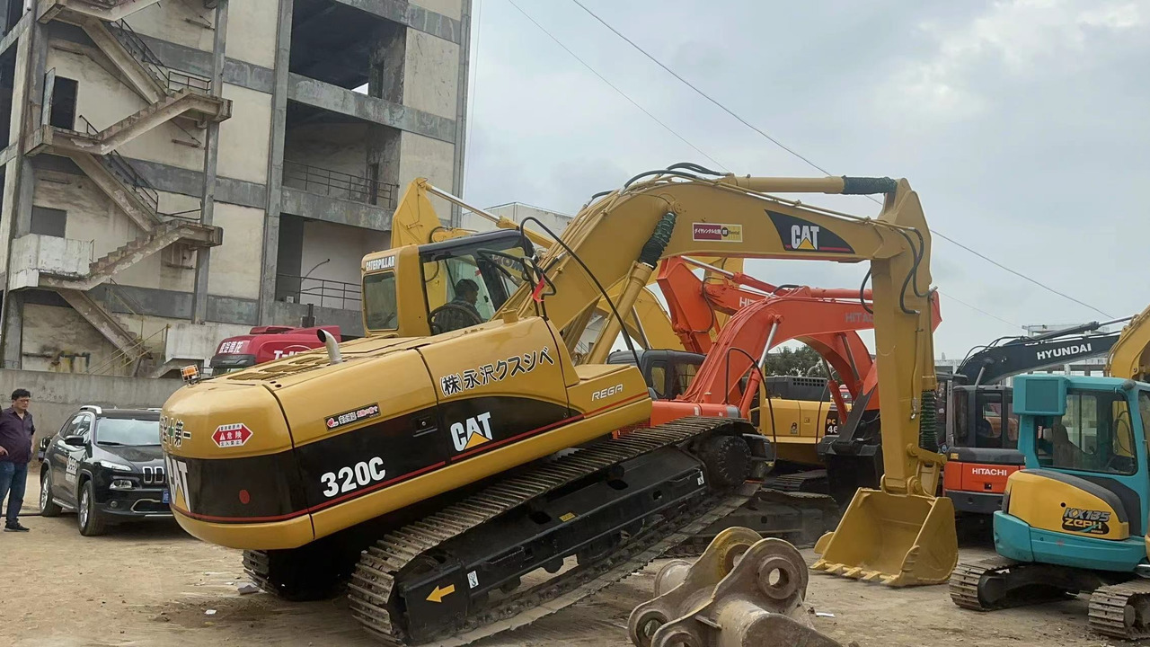 CATERPILLAR 320CL - Beltegraver: bilde 2 CATERPILLAR 320CL - Beltegraver: bilde 2