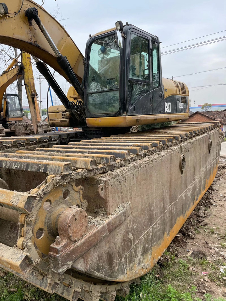 CATERPILLAR 320D - Amfibisk gravemaskin: bilde 3 CATERPILLAR 320D - Amfibisk gravemaskin: bilde 3