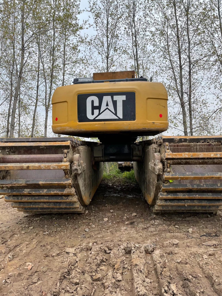 CATERPILLAR 320D - Amfibisk gravemaskin: bilde 2 CATERPILLAR 320D - Amfibisk gravemaskin: bilde 2
