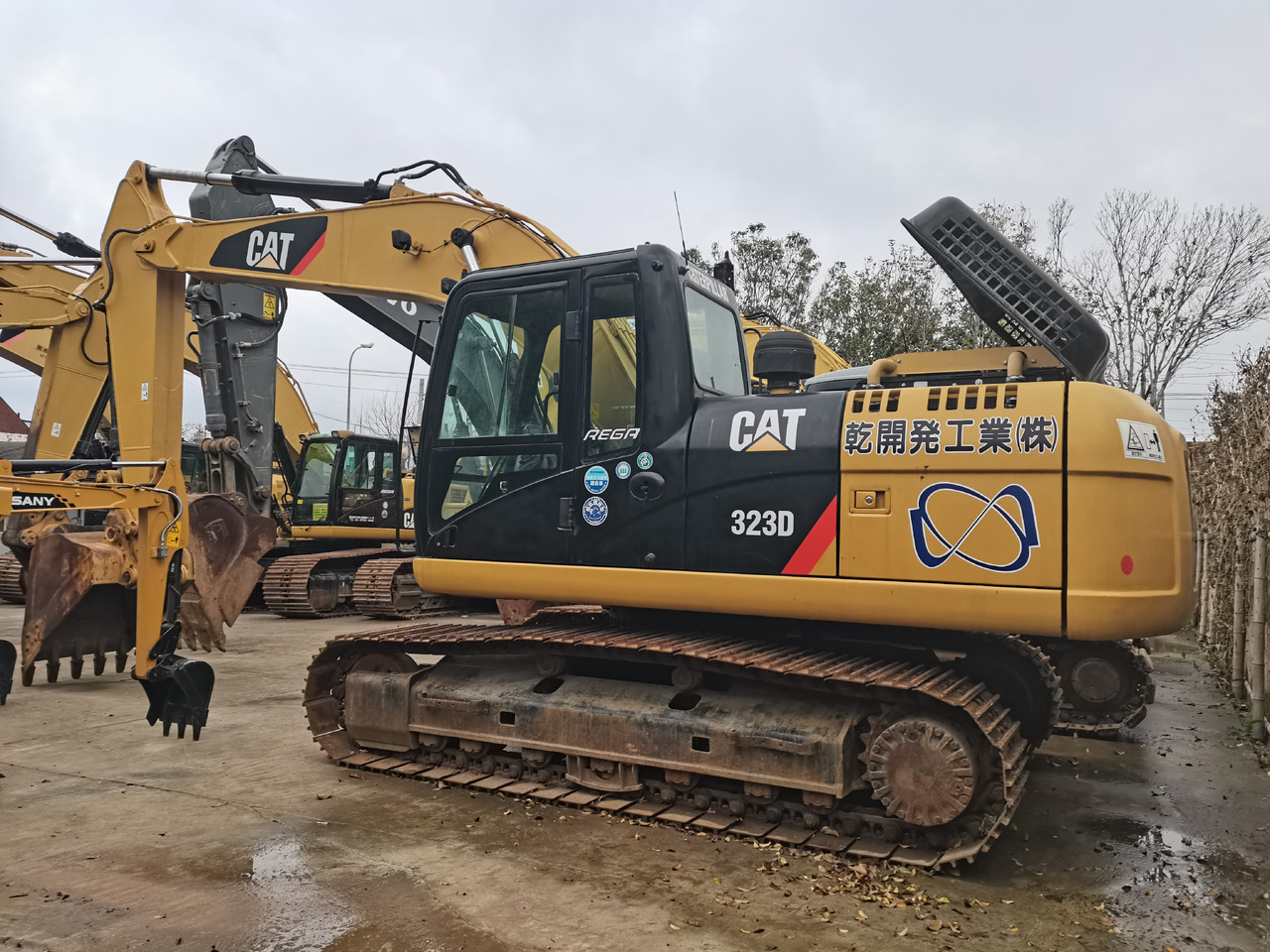 CATERPILLAR 323D - Beltegraver: bilde 1 CATERPILLAR 323D - Beltegraver: bilde 1