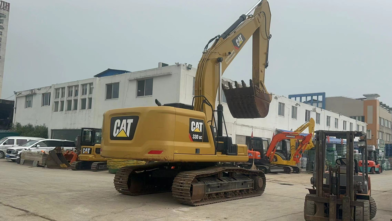 CATERPILLAR 330GC - Beltegraver: bilde 2 CATERPILLAR 330GC - Beltegraver: bilde 2