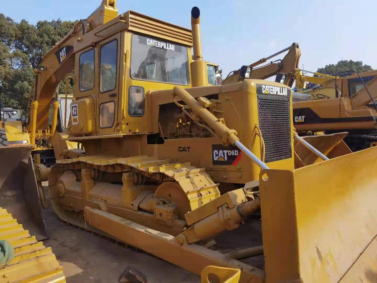 CATERPILLAR D6D - Bulldozer: bilde 1 CATERPILLAR D6D - Bulldozer: bilde 1