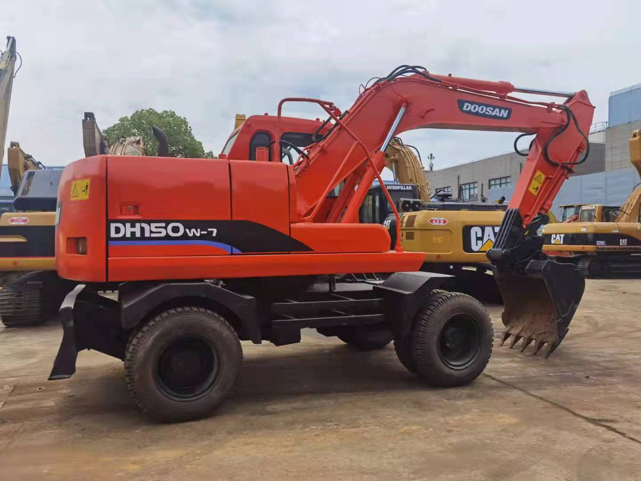 DOOSAN DH150W-7 - Hjulgraver: bilde 1 DOOSAN DH150W-7 - Hjulgraver: bilde 1