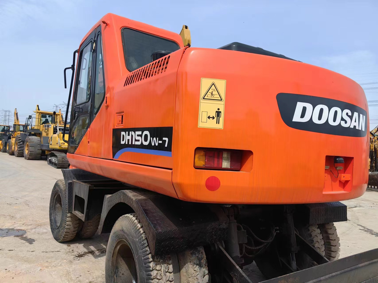 DOOSAN DH150W-7 - Hjulgraver: bilde 4 DOOSAN DH150W-7 - Hjulgraver: bilde 4