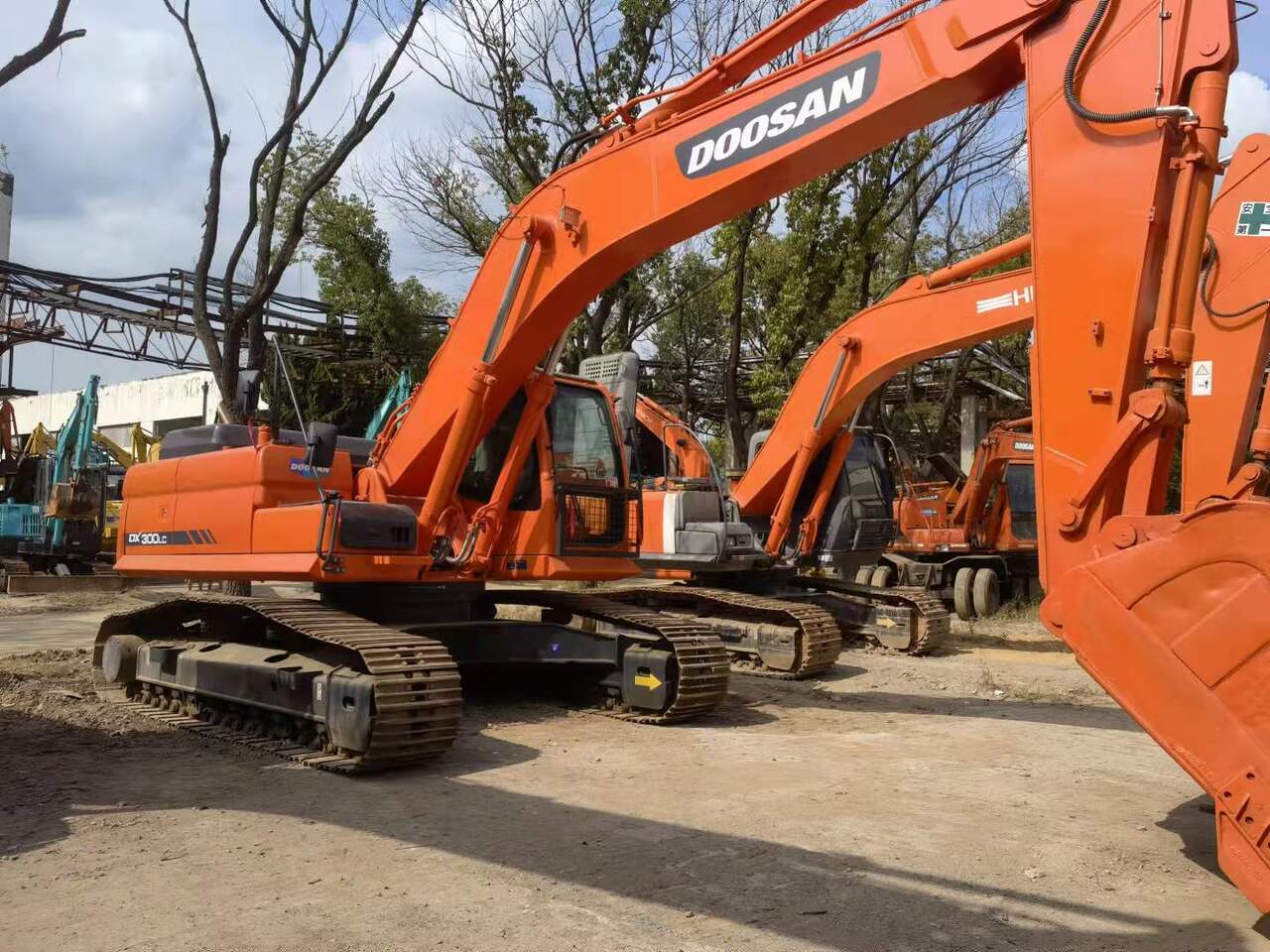 DOOSAN DX300 - Beltegraver: bilde 4 DOOSAN DX300 - Beltegraver: bilde 4
