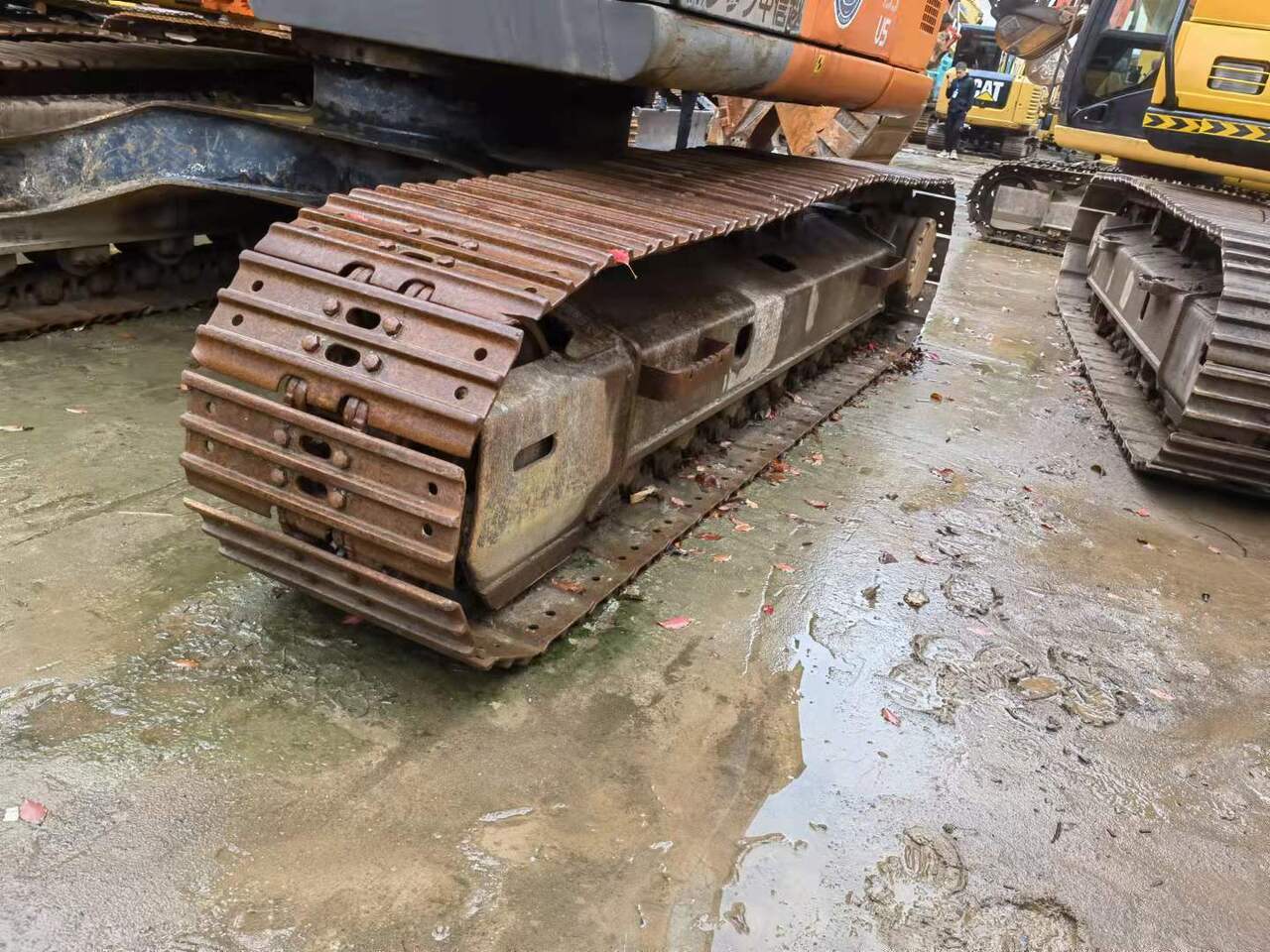 HITACHI Crawler excavator ZX135US - Beltegraver: bilde 4 HITACHI Crawler excavator ZX135US - Beltegraver: bilde 4