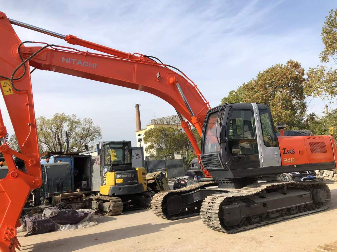 HITACHI ZX240 - Beltegraver: bilde 1 HITACHI ZX240 - Beltegraver: bilde 1