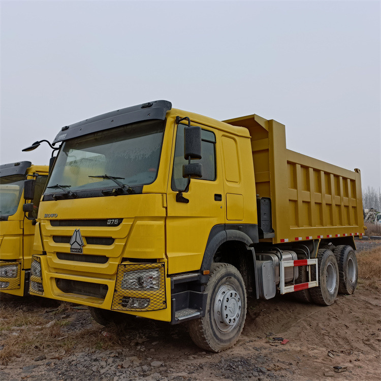 Tippbil HOWO 6x4-375hp-Yellow: bilde 12