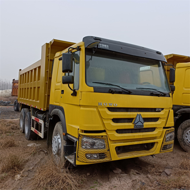Tippbil HOWO 6x4-375hp-Yellow: bilde 10