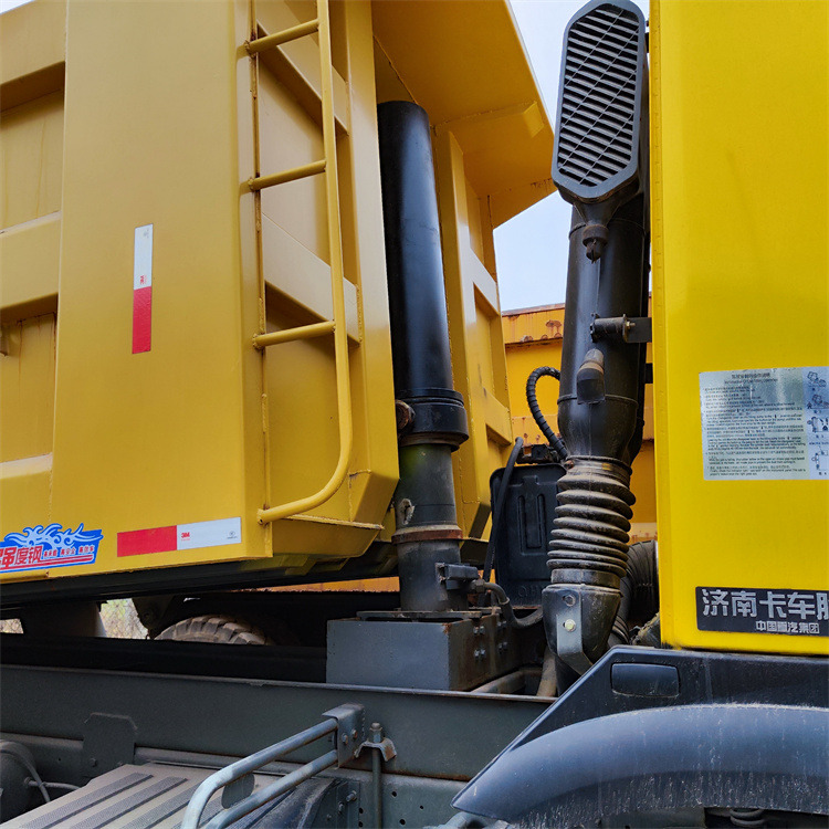 Tippbil HOWO Tipper 6x4 336hp: bilde 8
