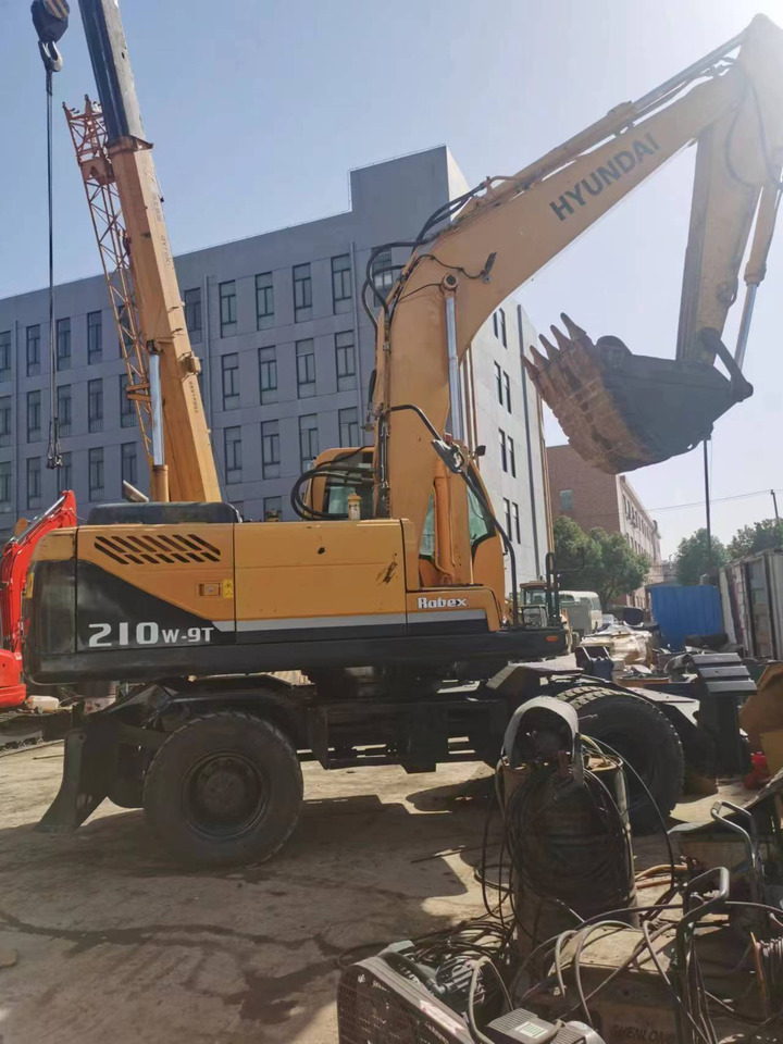HYUNDAI R210W-9 - Hjulgraver: bilde 1 HYUNDAI R210W-9 - Hjulgraver: bilde 1
