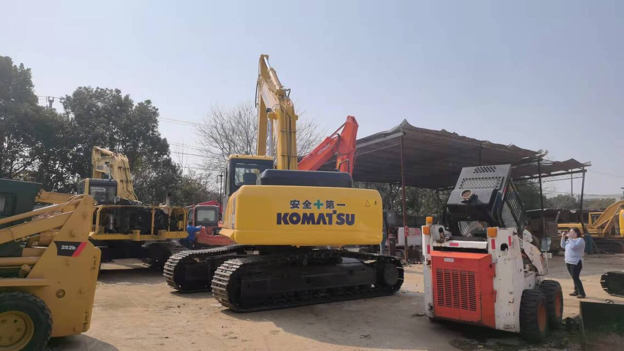 KOMATSU PC300-7 - Beltegraver: bilde 5 KOMATSU PC300-7 - Beltegraver: bilde 5