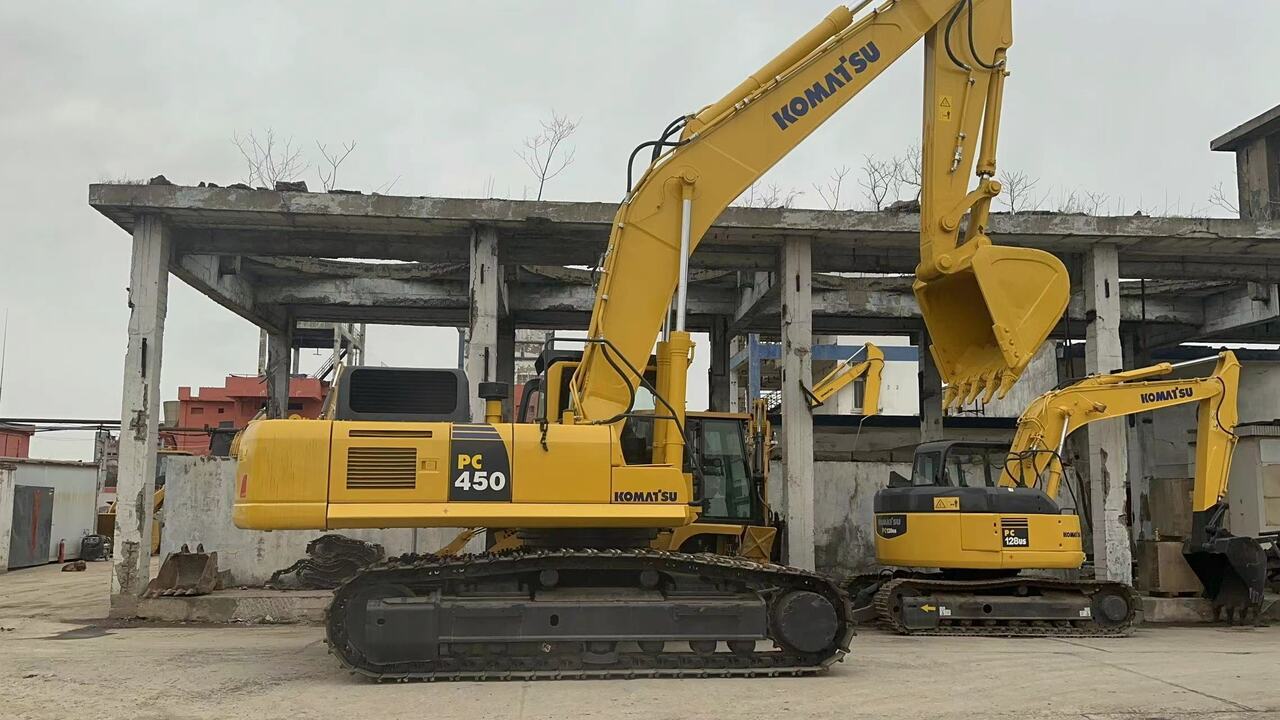 KOMATSU PC450-8 - Beltegraver: bilde 1 KOMATSU PC450-8 - Beltegraver: bilde 1