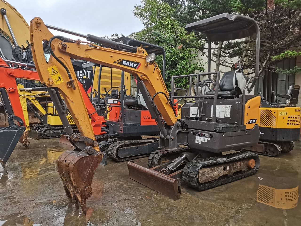 SANY SY16C -excavator - Beltegraver: bilde 1 SANY SY16C -excavator - Beltegraver: bilde 1