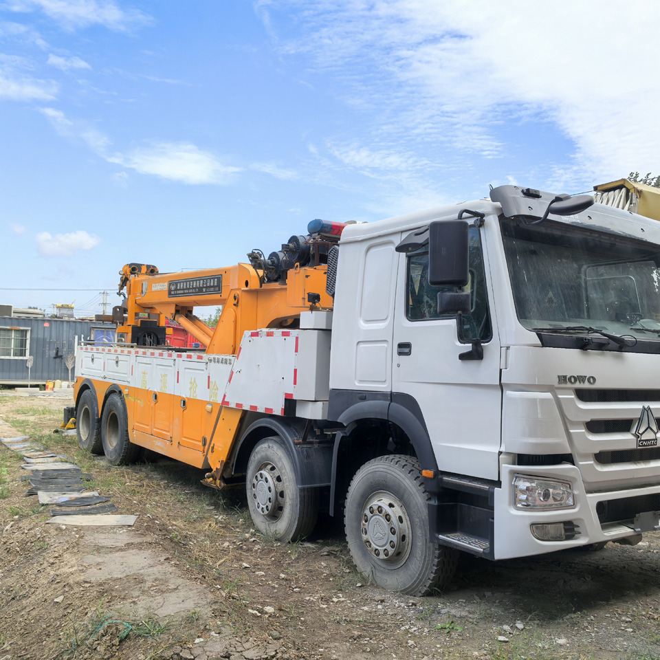 SINOTRUK Howo 8x4 - Kranbil: bilde 1 SINOTRUK Howo 8x4 - Kranbil: bilde 1
