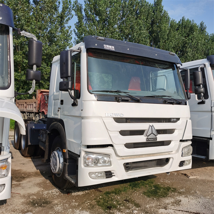 HOWO 6x4 371hp tractor - Trekkvogn: bilde 3 HOWO 6x4 371hp tractor - Trekkvogn: bilde 3