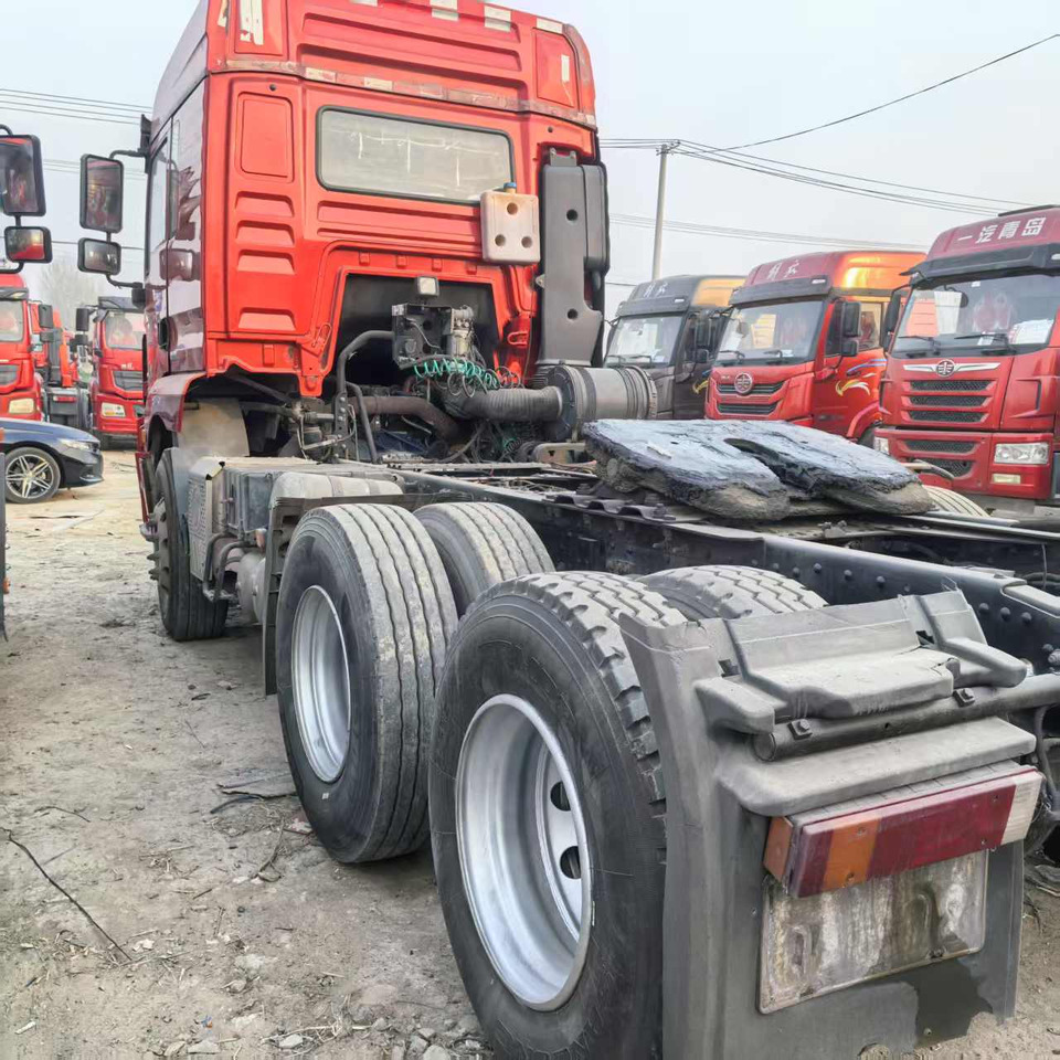 Shacman M3000 6x4 - Trekkvogn: bilde 4 Shacman M3000 6x4 - Trekkvogn: bilde 4
