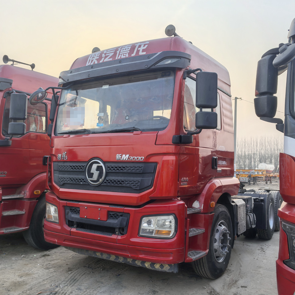 Shacman M3000 6x4 - Trekkvogn: bilde 2 Shacman M3000 6x4 - Trekkvogn: bilde 2
