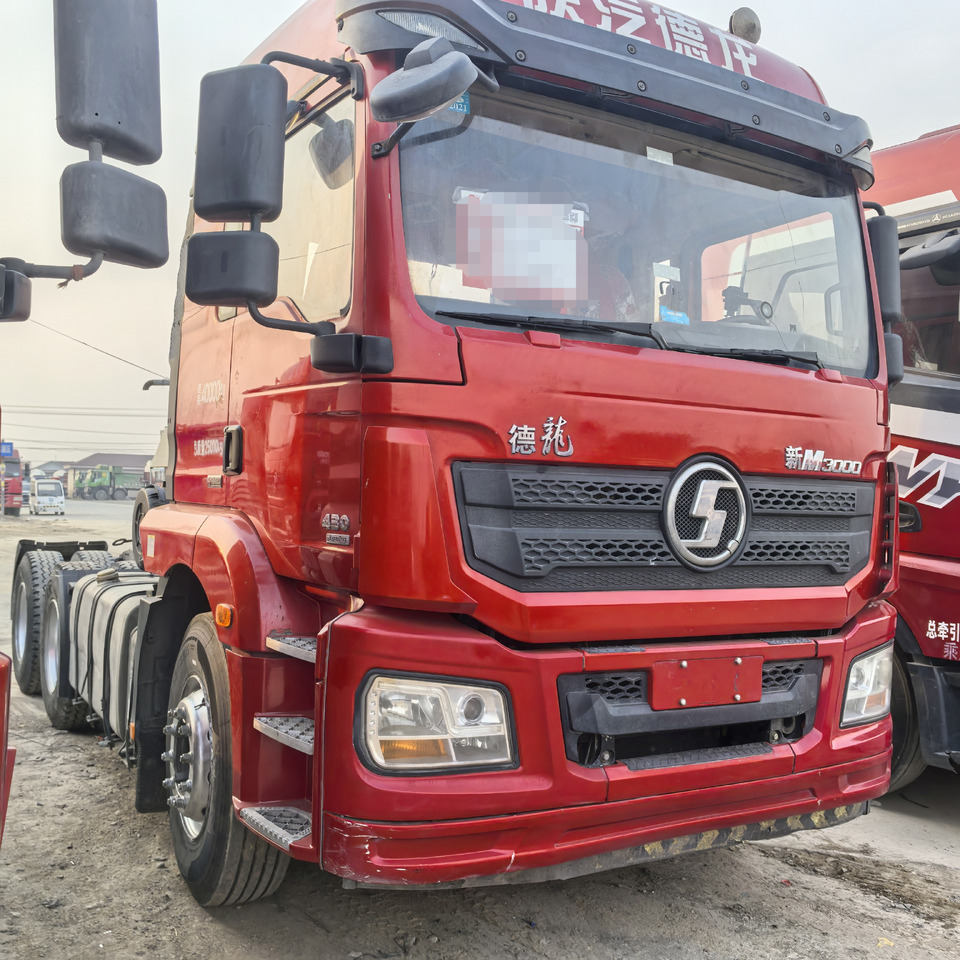 Shacman M3000 6x4 - Trekkvogn: bilde 1 Shacman M3000 6x4 - Trekkvogn: bilde 1