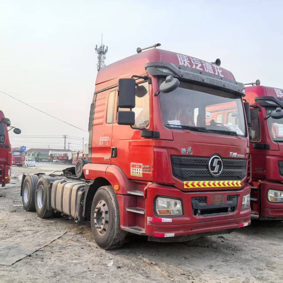 Shacman M3000 6x4 - Trekkvogn: bilde 1 Shacman M3000 6x4 - Trekkvogn: bilde 1