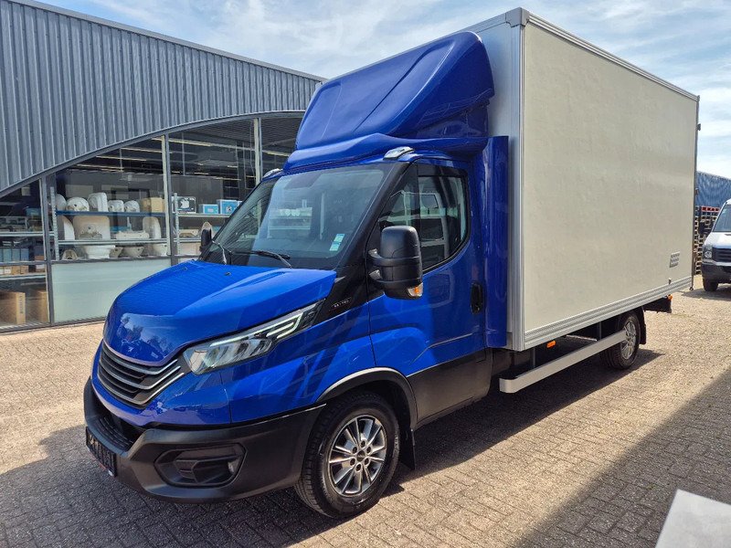 Iveco Daily 35S18 3.0D Koffer/ Xenon/ Airco - Varebil med skap: bilde 5 Iveco Daily 35S18 3.0D Koffer/ Xenon/ Airco - Varebil med skap: bilde 5