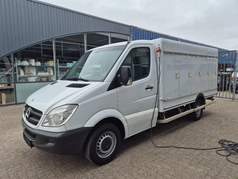 Mercedes-Benz Sprinter 313 CDI 5+5 Turen Coldcar/ -40C Carlsen Baltic E5 - Kjølebil: bilde 4 Mercedes-Benz Sprinter 313 CDI 5+5 Turen Coldcar/ -40C Carlsen Baltic E5 - Kjølebil: bilde 4