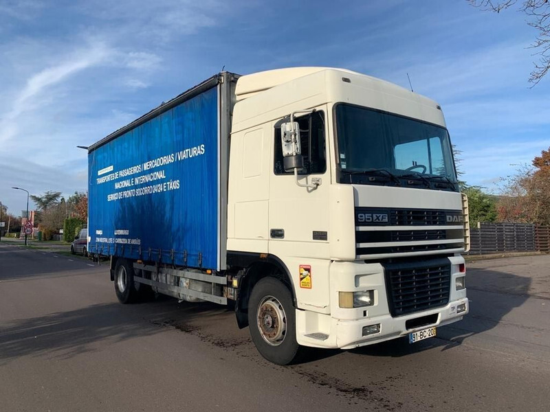 DAF XF 95.430 - Kapellbil: bilde 4 DAF XF 95.430 - Kapellbil: bilde 4