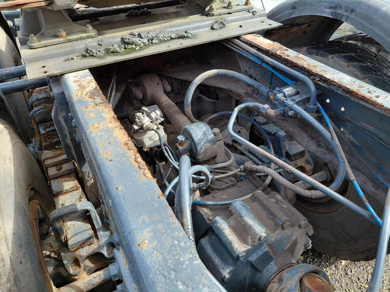 Scania P113-360 6x4 TRUCKHEAD FULL STEEL SPRING BIG AXLES - Trekkvogn: bilde 4 Scania P113-360 6x4 TRUCKHEAD FULL STEEL SPRING BIG AXLES - Trekkvogn: bilde 4