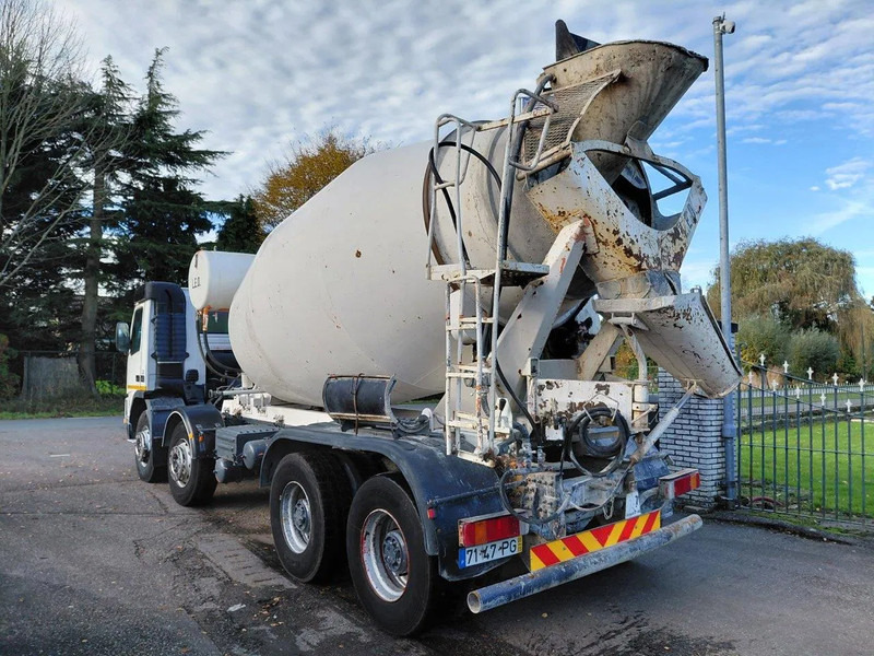 Volvo FM 12.340 8x4 Mixer Steel Suspension - Betongbil: bilde 3 Volvo FM 12.340 8x4 Mixer Steel Suspension - Betongbil: bilde 3