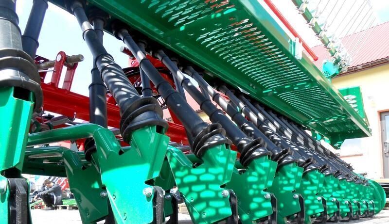 AGRO-MASZ SR-300 / SEMBRADORA MECÁNICA - Såmaskin: bilde 4 AGRO-MASZ SR-300 / SEMBRADORA MECÁNICA - Såmaskin: bilde 4