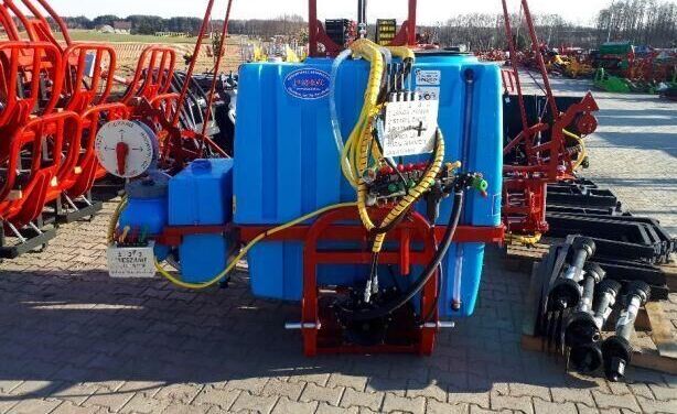 BIARZDKI Opryskiwacz zawieszany 1000 l / 15 - Traktorsprøyte: bilde 3 BIARZDKI Opryskiwacz zawieszany 1000 l / 15 - Traktorsprøyte: bilde 3