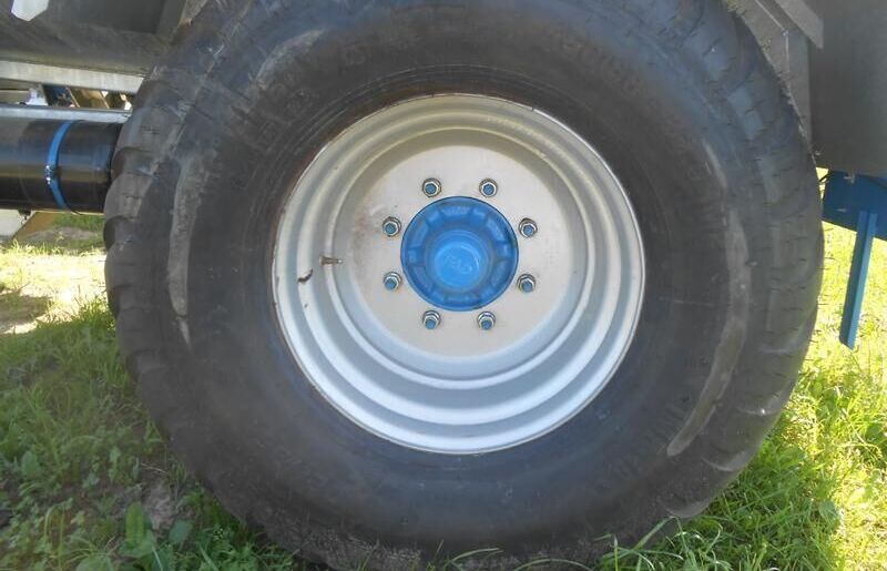 MEPROZET Güllefässer/ Slurry tank/ Beczkowóz T-528/5 (PN60/3) - Gjødselvogn: bilde 5 MEPROZET Güllefässer/ Slurry tank/ Beczkowóz T-528/5 (PN60/3) - Gjødselvogn: bilde 5