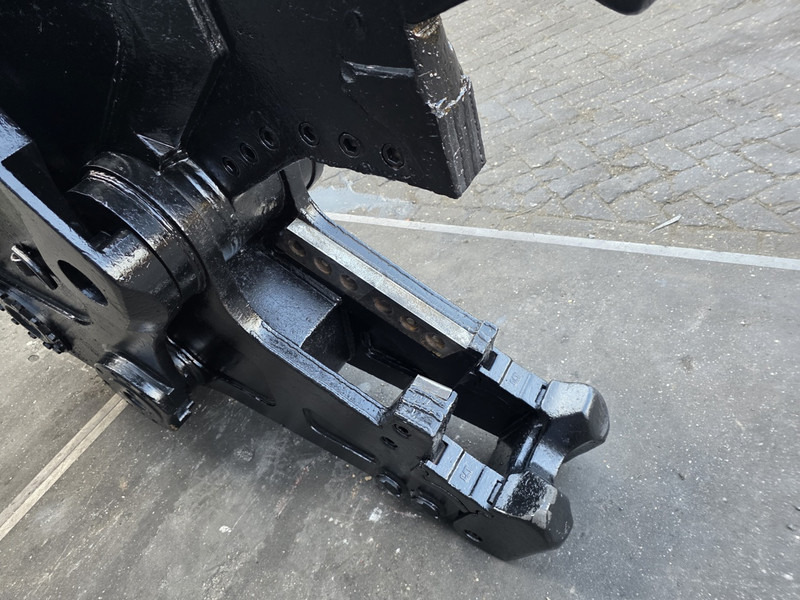 Caterpillar mp 318 oilquick caterpillar pulveriser crusher verachtert - Hydraulisk saks: bilde 5 Caterpillar mp 318 oilquick caterpillar pulveriser crusher verachtert - Hydraulisk saks: bilde 5