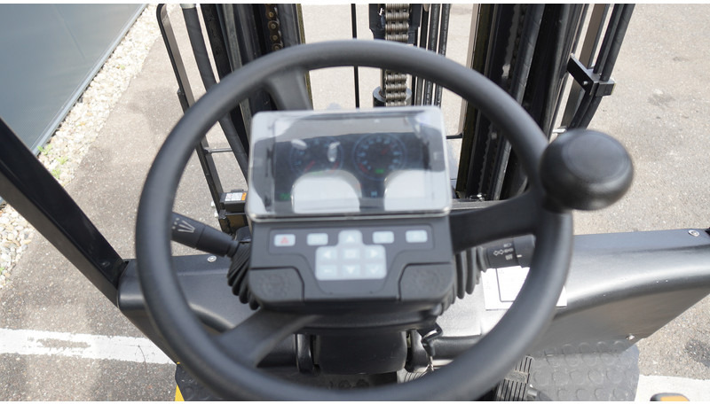 Eurotrac FE18-S 1.8 TON TRIPLEX 3-STAGE NEW FORKLIFT - Bygg og anlegg: bilde 5 Eurotrac FE18-S 1.8 TON TRIPLEX 3-STAGE NEW FORKLIFT - Bygg og anlegg: bilde 5