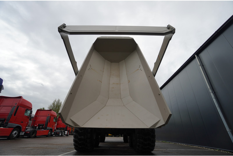 Rokbak ROKBAK RA 40 6X6 NEW 23 m3 DUMPTRUCK - Bygg og anlegg: bilde 5 Rokbak ROKBAK RA 40 6X6 NEW 23 m3 DUMPTRUCK - Bygg og anlegg: bilde 5