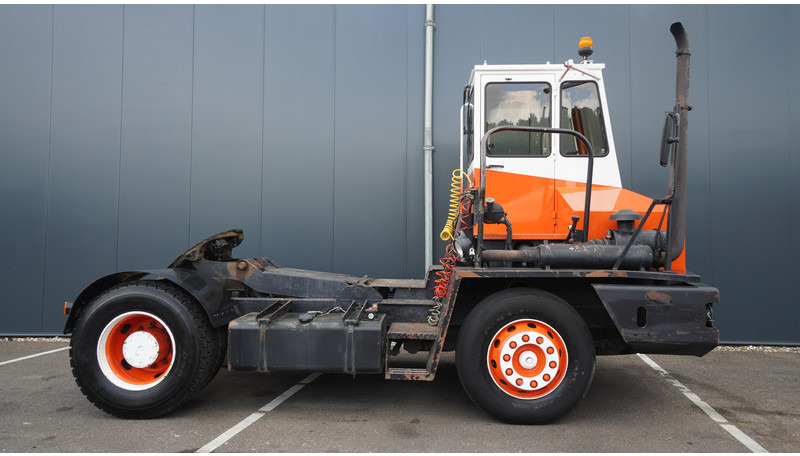 Terberg YT SL 1020 - Bygg og anlegg: bilde 2 Terberg YT SL 1020 - Bygg og anlegg: bilde 2