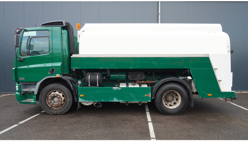 DAF 75.250 FUEL TANK TRUCK 11.300LTR 783.400KM - Tankbil: bilde 1 DAF 75.250 FUEL TANK TRUCK 11.300LTR 783.400KM - Tankbil: bilde 1