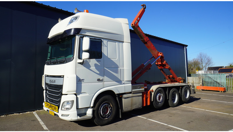 DAF XF460 8X2 HOOKARM SYSTEM TRUCK - Krokbil: bilde 2 DAF XF460 8X2 HOOKARM SYSTEM TRUCK - Krokbil: bilde 2