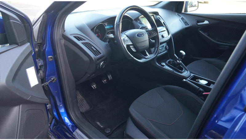 Ford Focus WAGON 1.5TDCI ST-Line - Minibuss, Persontransport: bilde 5 Ford Focus WAGON 1.5TDCI ST-Line - Minibuss, Persontransport: bilde 5