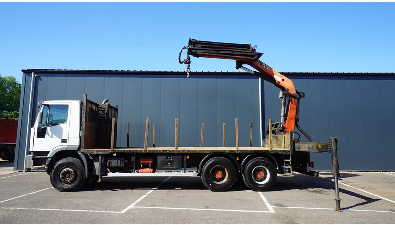 Iveco EUROTRAKKER CURSOR 350 6X4 FALTBED WITH PALFINGER PK 20002 CRANE - Kranbil: bilde 1 Iveco EUROTRAKKER CURSOR 350 6X4 FALTBED WITH PALFINGER PK 20002 CRANE - Kranbil: bilde 1
