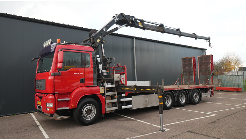 MAN TGA 35.400 8X4 MACHINE/CAR TRANSPORT WITH HIAB 244 EP-4 HI-DUO CRANE 364.000KM - Kranbil: bilde 2 MAN TGA 35.400 8X4 MACHINE/CAR TRANSPORT WITH HIAB 244 EP-4 HI-DUO CRANE 364.000KM - Kranbil: bilde 2