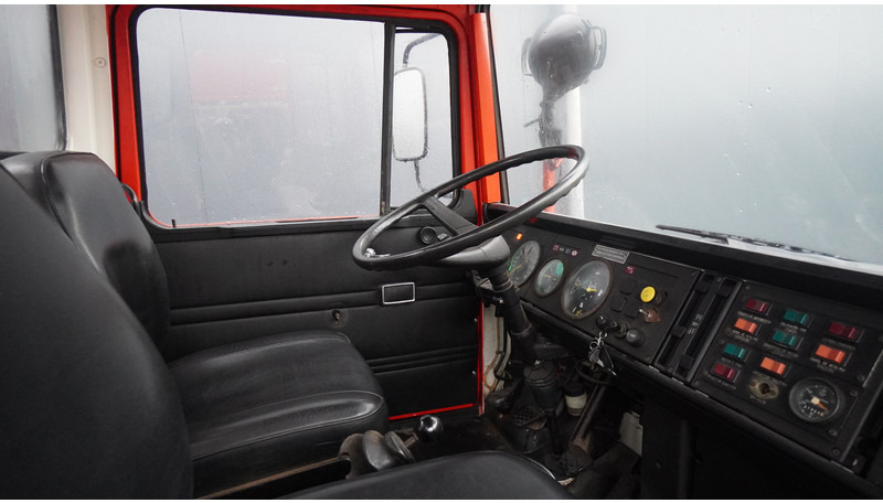 Mercedes-Benz 809 FIRE LADDER TRUCK 13.100KM MANUAL GEARBOX - Brannbil: bilde 5 Mercedes-Benz 809 FIRE LADDER TRUCK 13.100KM MANUAL GEARBOX - Brannbil: bilde 5