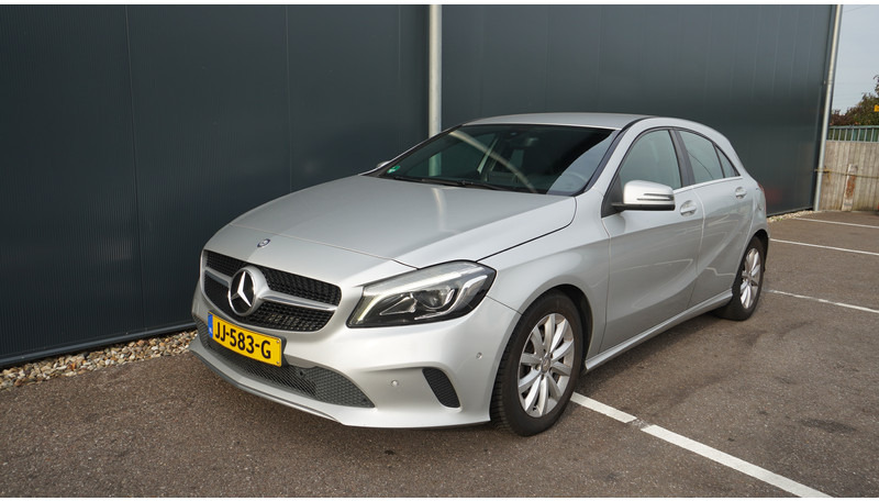 Mercedes-Benz A180d EURO6 - Minibuss, Persontransport: bilde 2 Mercedes-Benz A180d EURO6 - Minibuss, Persontransport: bilde 2