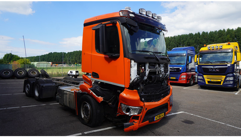 Mercedes-Benz ANTOS 2843 6x2 DAMAGED VEHICLE - Chassis lastebil: bilde 3 Mercedes-Benz ANTOS 2843 6x2 DAMAGED VEHICLE - Chassis lastebil: bilde 3