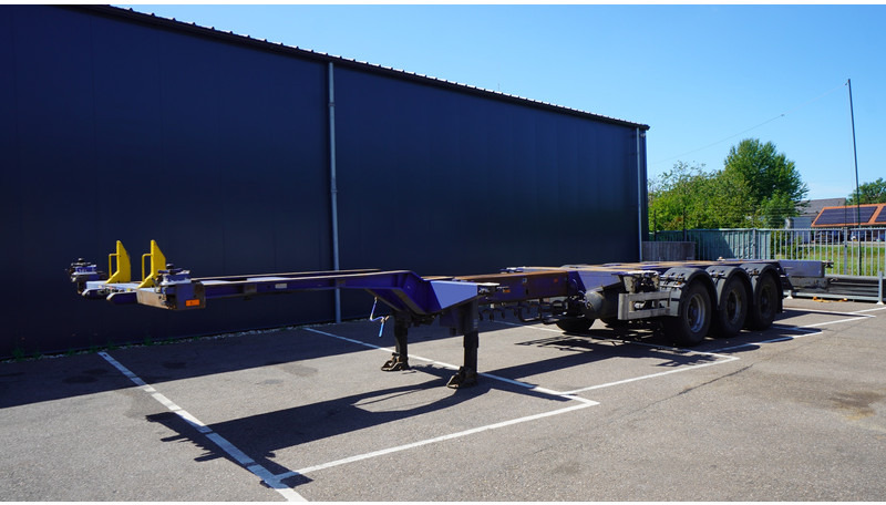 Pacton 3 AXLE MULTI CONTAINER TRANSPORT TRAILER EXTENDABLE 45 FT - Container-transport/ Vekselflak semitrailer: bilde 2 Pacton 3 AXLE MULTI CONTAINER TRANSPORT TRAILER EXTENDABLE 45 FT - Container-transport/ Vekselflak semitrailer: bilde 2