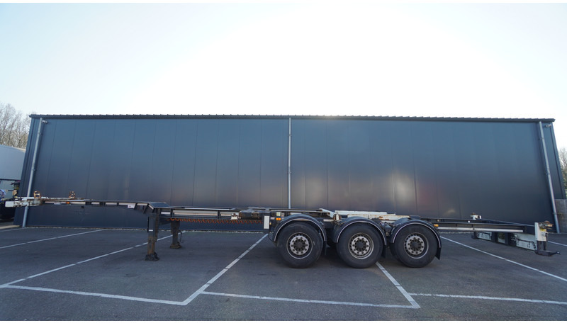 Renders 3 AXLE EXTENDABLE CONTAINER TRANSPORT TRAILER - Container-transport/ Vekselflak semitrailer: bilde 1 Renders 3 AXLE EXTENDABLE CONTAINER TRANSPORT TRAILER - Container-transport/ Vekselflak semitrailer: bilde 1