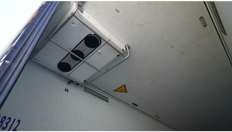 Schmitz Cargobull 3 AXLE FRIGO TRAILER THERMO KING SLXI SPECTRUM - Kjølesemi: bilde 5 Schmitz Cargobull 3 AXLE FRIGO TRAILER THERMO KING SLXI SPECTRUM - Kjølesemi: bilde 5
