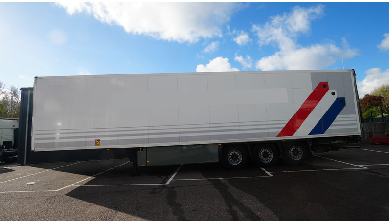 Schmitz Cargobull 3 AXLE FRIGO TRAILER WITH THERMO KING BI-TEMP - Kjølesemi: bilde 1 Schmitz Cargobull 3 AXLE FRIGO TRAILER WITH THERMO KING BI-TEMP - Kjølesemi: bilde 1